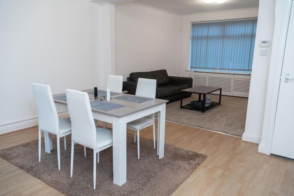Home In Failsworth مانشستر المظهر الخارجي الصورة