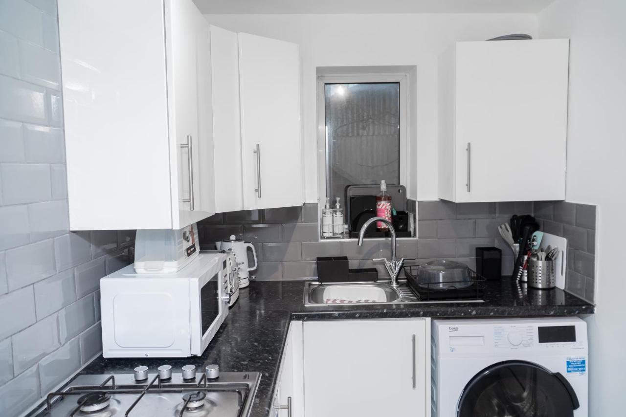 Home In Failsworth مانشستر المظهر الخارجي الصورة